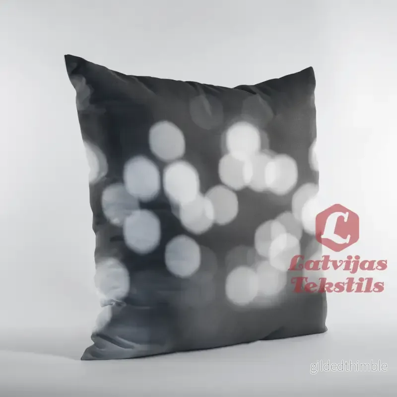 Dekoratīvais spilvens | kolekcija «Melnbalts» | «Bokeh efekts»