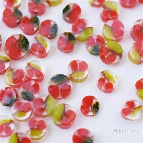 Bullseye Millefiori, CoE90 Körsbär, 10g Bullseye Millefiori, CoE90 Körsbär, 10g