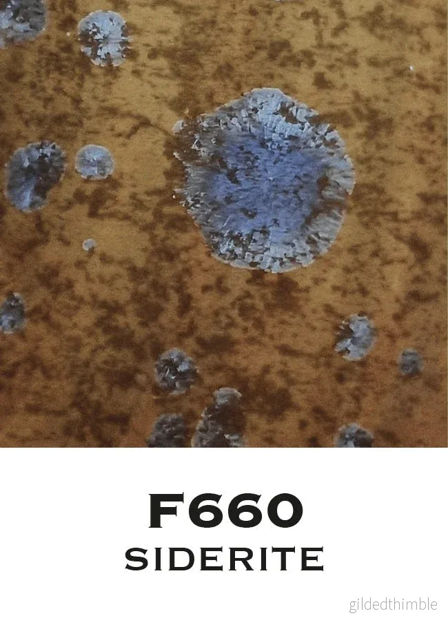 STUDIOLINE – Crystal – F660 – Siderite STUDIOLINE – Crystal – F660 – Siderite