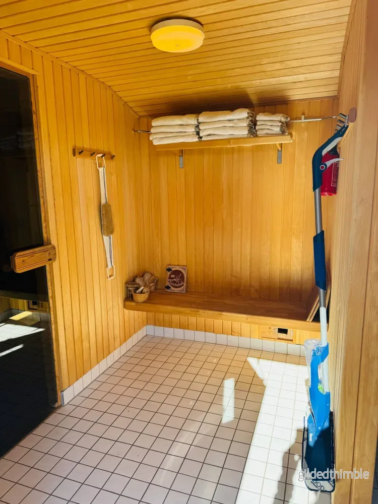 Bastubad i Norrtälje – 120 min djup värme & återhämtning - Bild 3