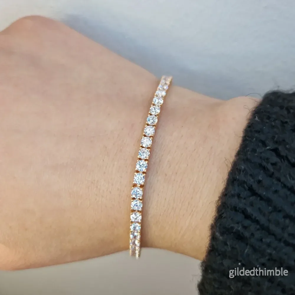 Tennis armband med kristaller 18k guld Tennis armband med kristaller 18k guld