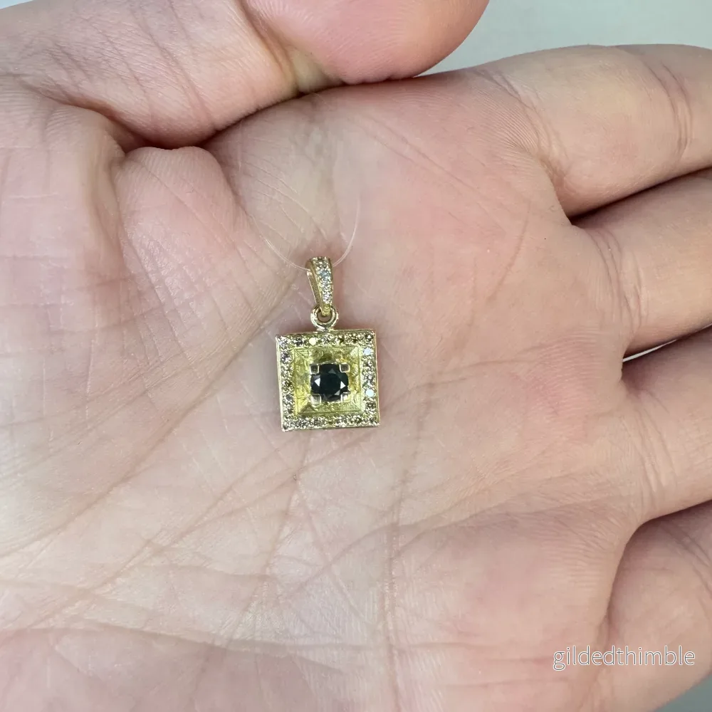 Diamant hängsmycke 18k guld 0,34ct Diamant hängsmycke 18k guld 0,34ct
