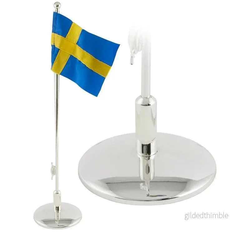 Billig Flaggstång i nysilver Svensk flagga Billig Flaggstång i nysilver Svensk flagga