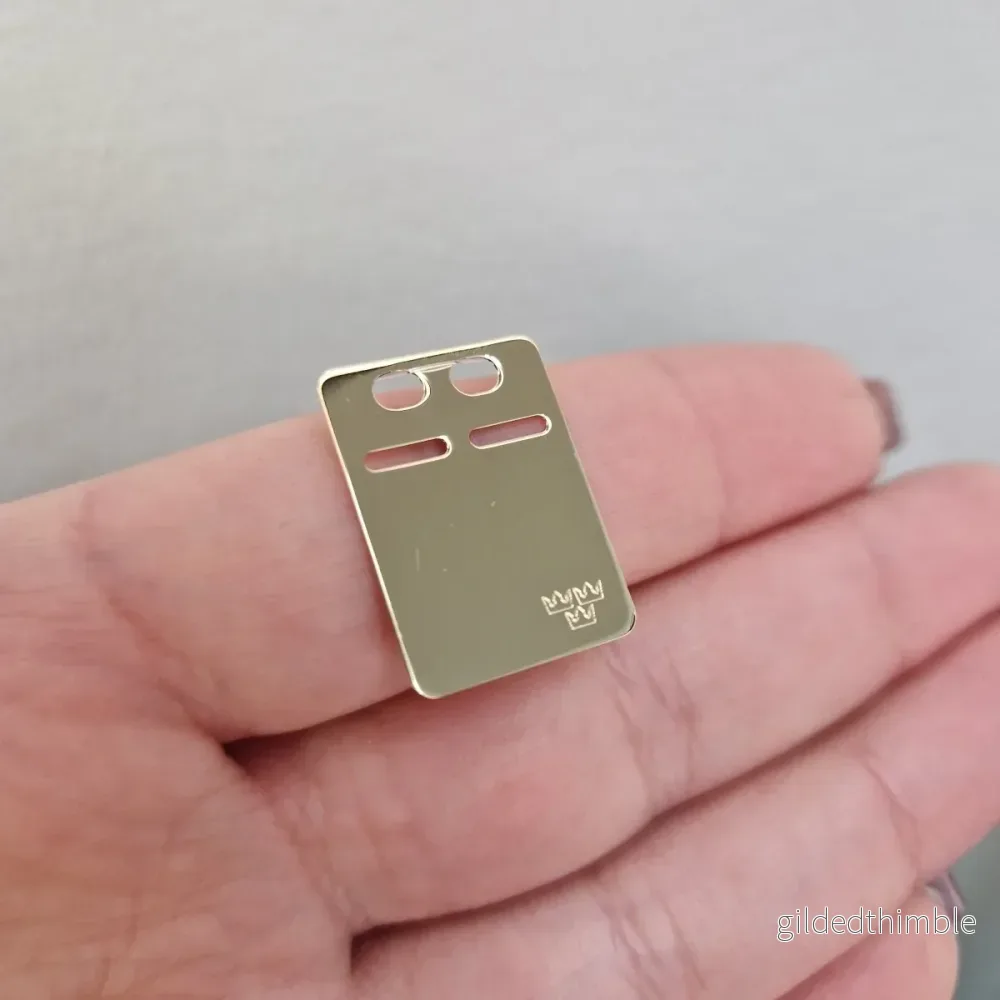 ID-bricka 18k guld 16x22mm ID-bricka 18k guld 16x22mm