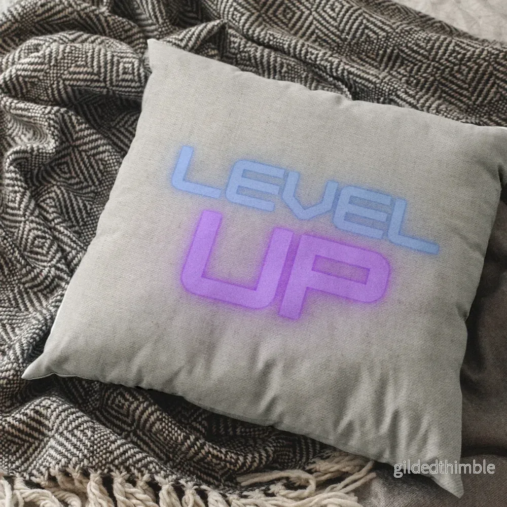 Dekoratīvais spilvens | kolekcija «Good vibes» | «Level up» - Bild 2