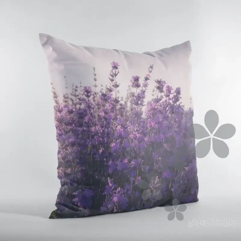 Dekoratīvais spilvens | kolekcija «Lavandu zeme» | «Aromāta pieskāriens»