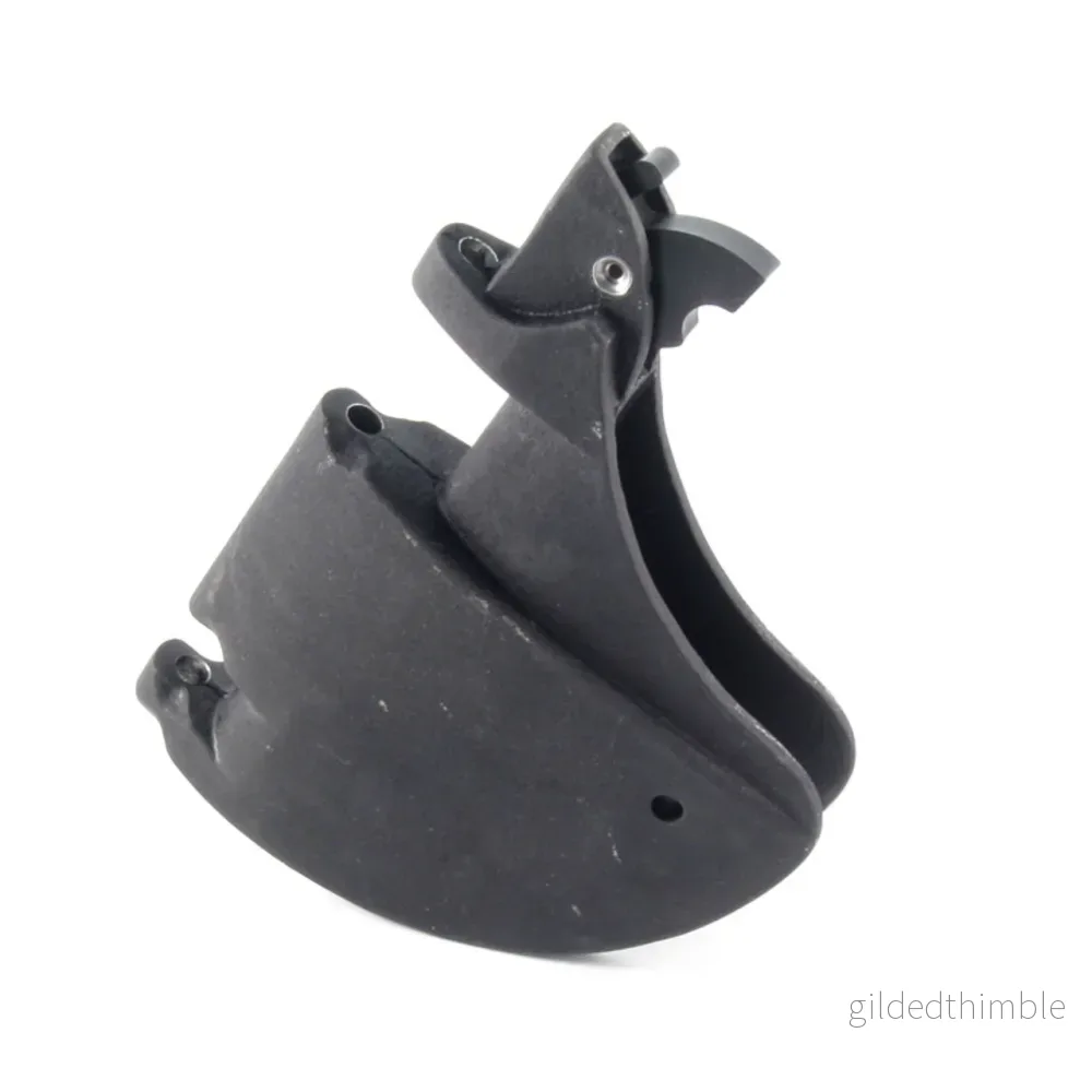 LOWER RUDDER CASTING ASSEMBLY