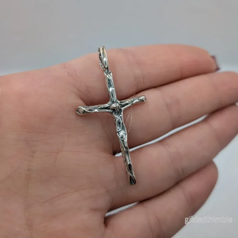 Kors med Jesus i snygg design