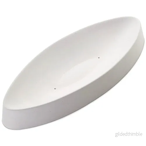 Form Djupt ovalt fat, 27 x 11 cm. Form Djupt ovalt fat, 27 x 11 cm.