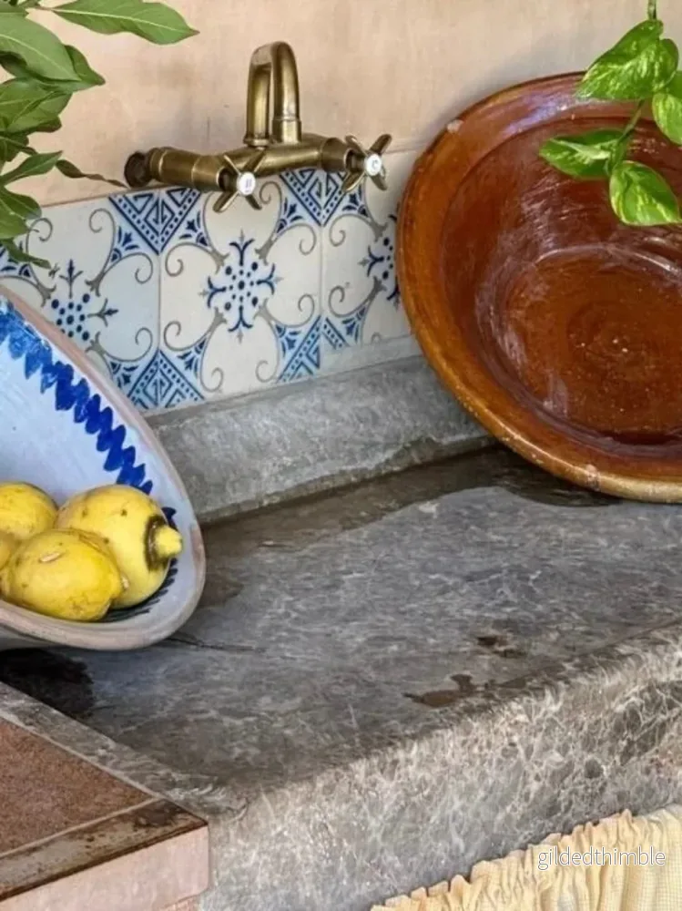 Fransk skål Tian 'Nr 12' antik
