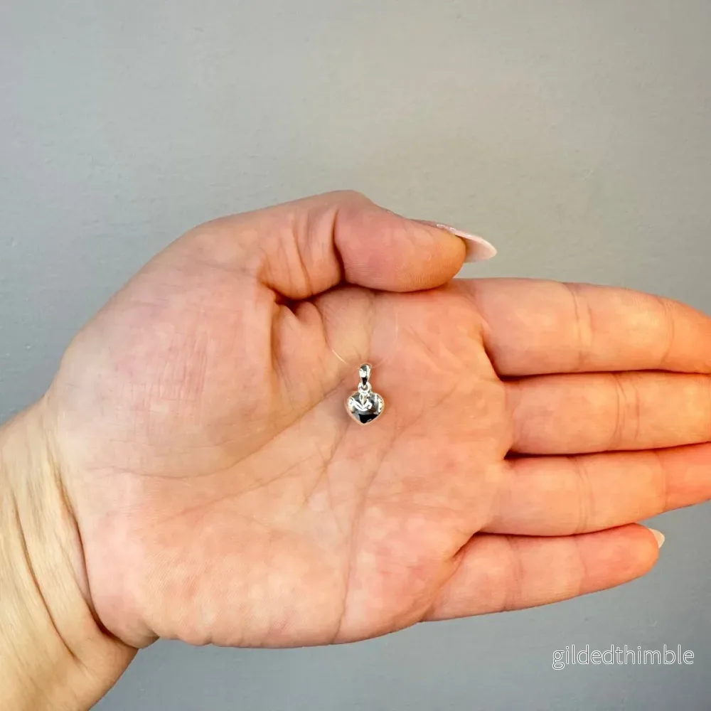 Hängsmycke hjärta silver liten Hängsmycke hjärta silver liten