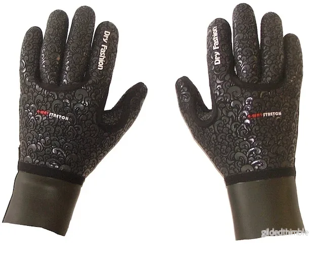DryFashion Neoprene Dry Glove DryFashion Neoprene Dry Glove