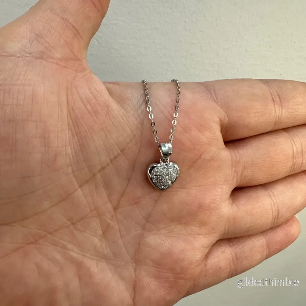 Hjärta med stenar inkl silverhalsband