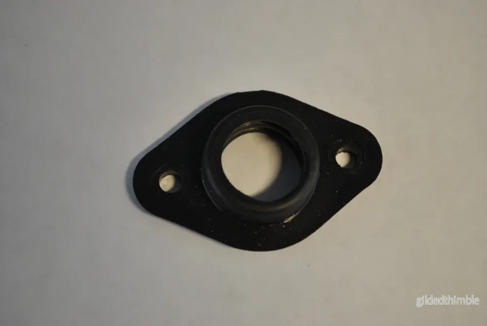 DRAIN PLATE HOBIE+DINGHY DRAIN PLATE HOBIE+DINGHY