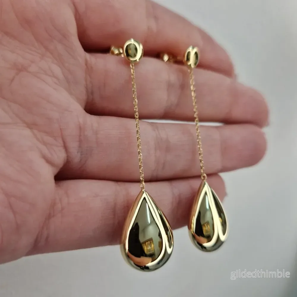 Örhängen med stor droppe 18k guld Örhängen med stor droppe 18k guld