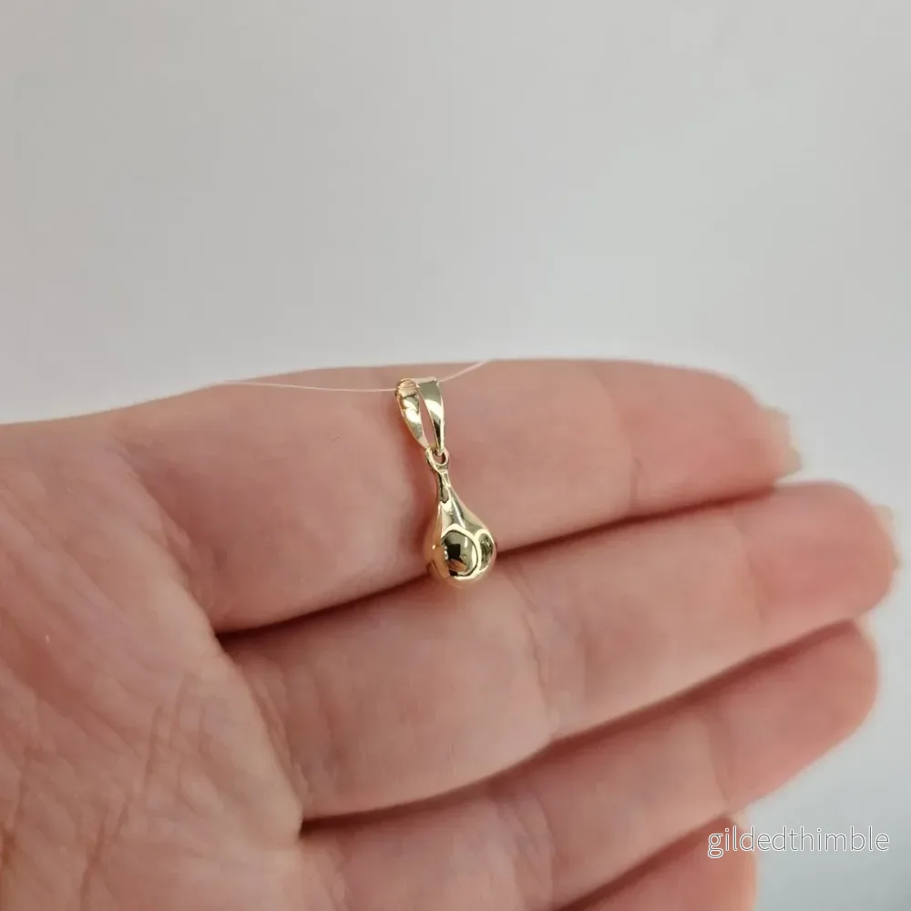 Guldhänge – Liten droppe 18k guld Guldhänge – Liten droppe 18k guld