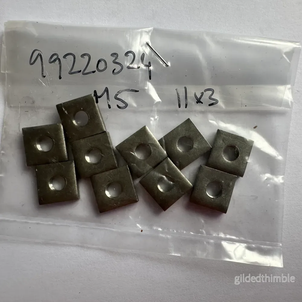 SQUAR NUT 11X3 M5 SQUAR NUT 11X3 M5