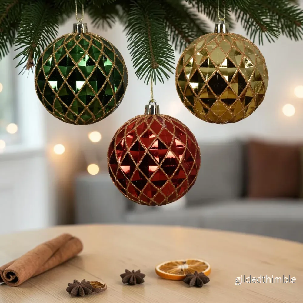 Julgranskulor Red, Green, Gold i plast