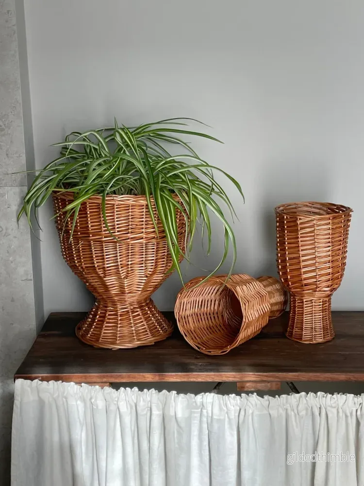 Rottingvas liten 'Wicker' unik - Bild 2