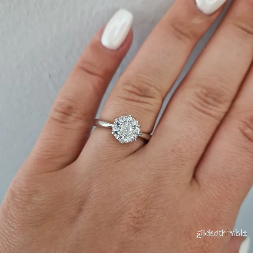 Silver ring pion