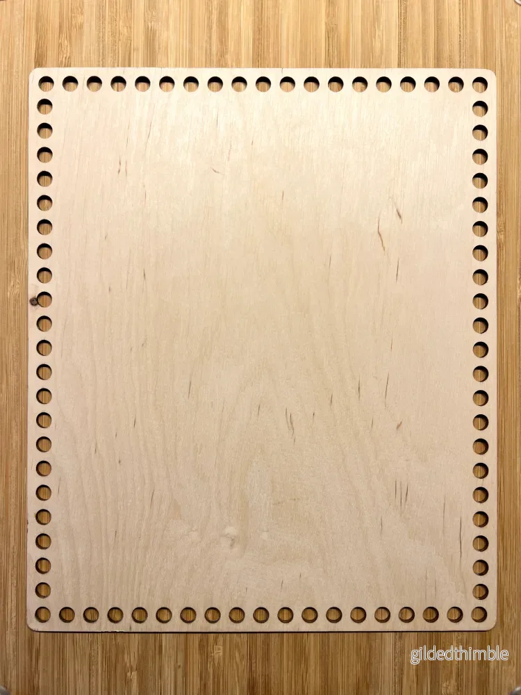 Träbotten rektangel 30x25 cm.