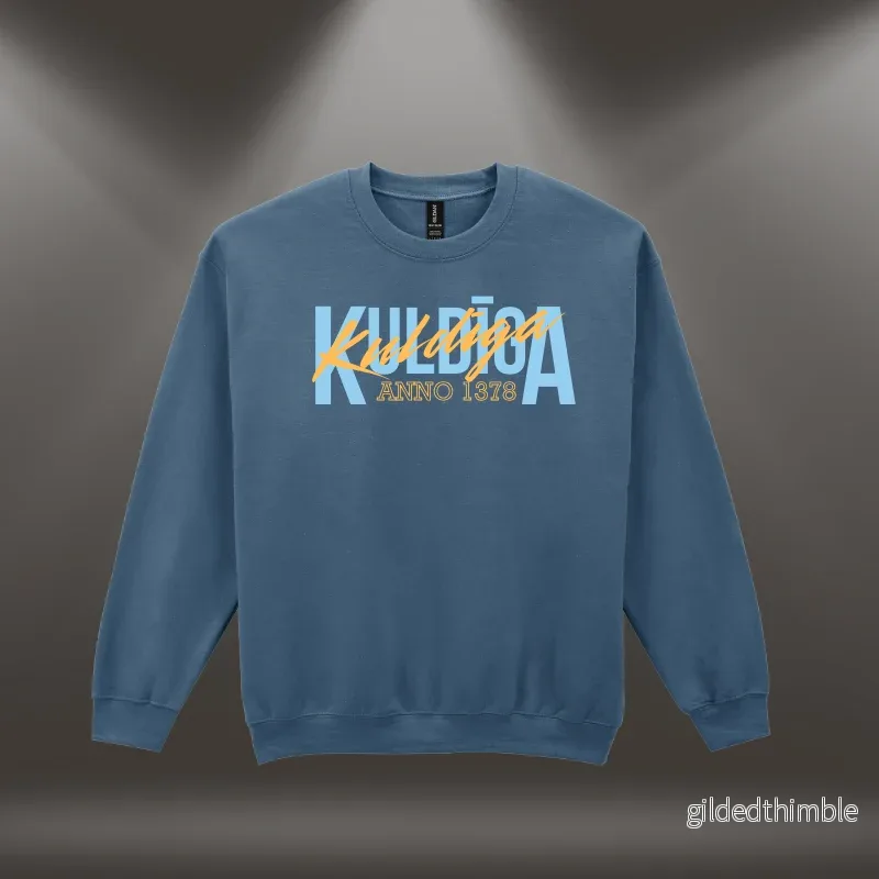 Džemperis ar apdruku ”Kuldīga. Anno 1378.” | Indigo zils Džemperis ar apdruku ”Kuldīga. Anno 1378.” | Indigo zils
