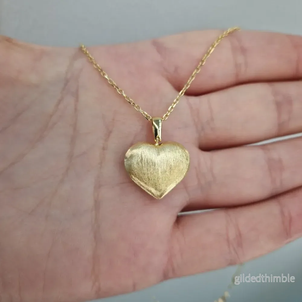 Hängsmycke hjärta med kedja 18k guld