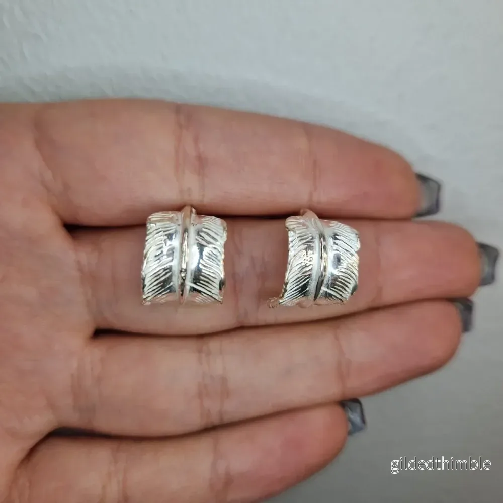 Halv creoler fjäder sterling silver