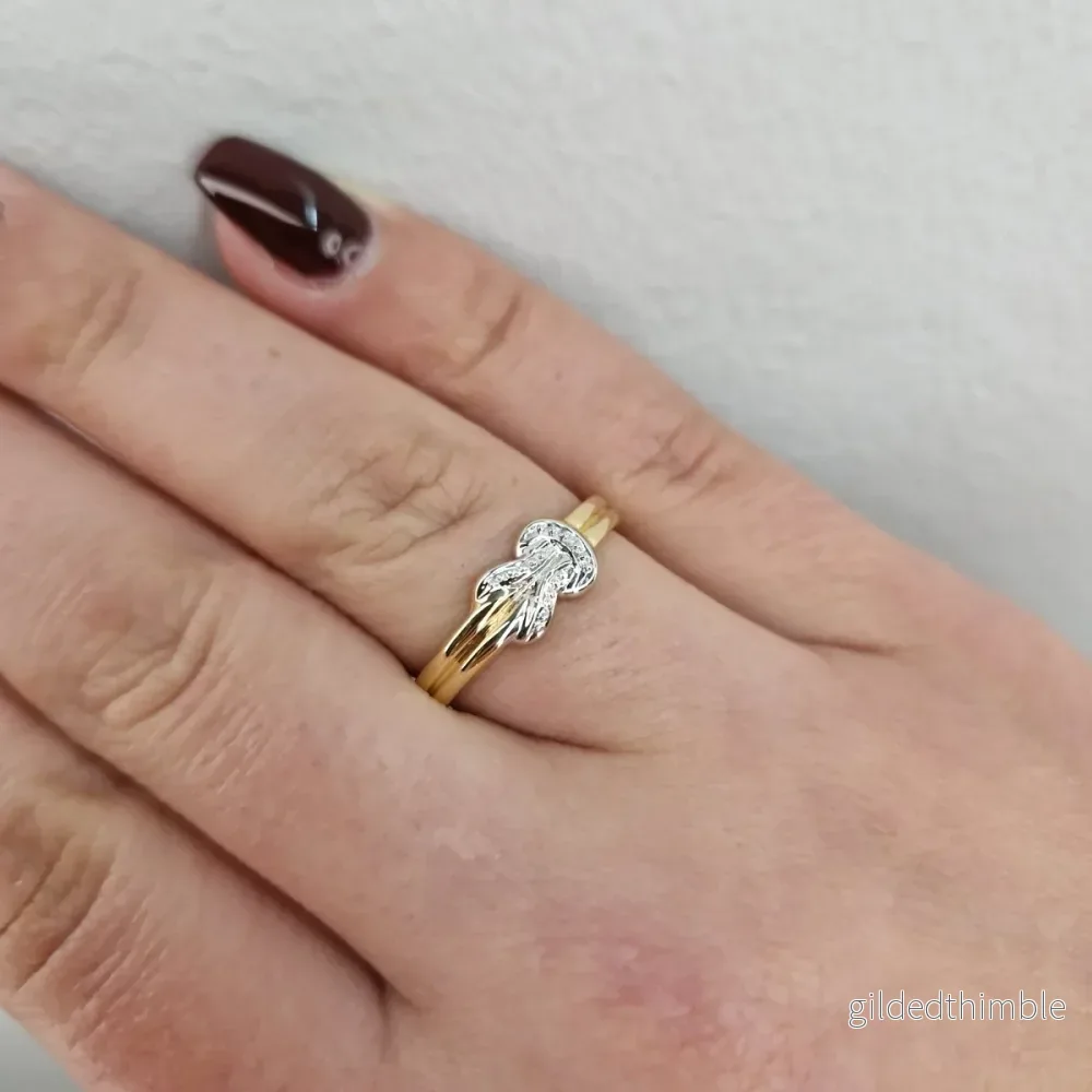 Tvåfärgad 18k guldring med diamant Tvåfärgad 18k guldring med diamant