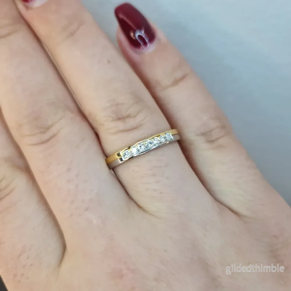Diamantring Teodora i tvåfärgat 18k Diamantring Teodora i tvåfärgat 18k