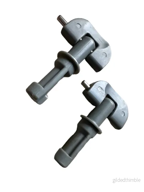 TWIST- LOCK SEAT KIT