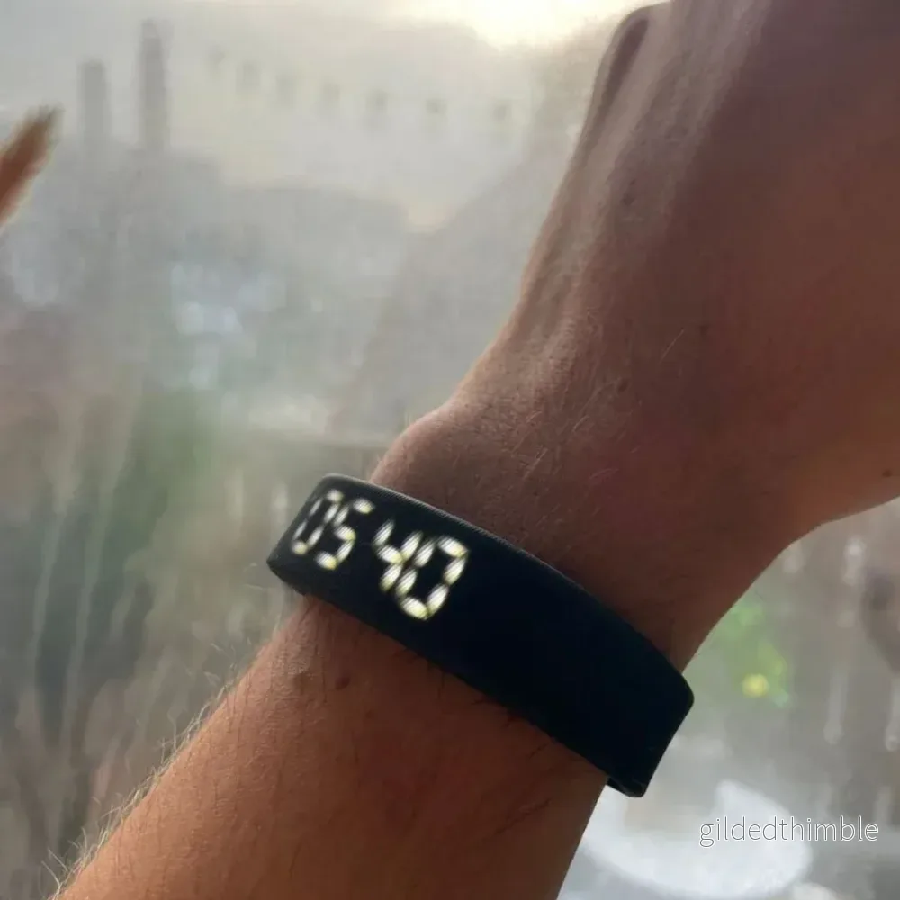 LunaWake - Vibrerande Väckarklocka Armband - Bild 2
