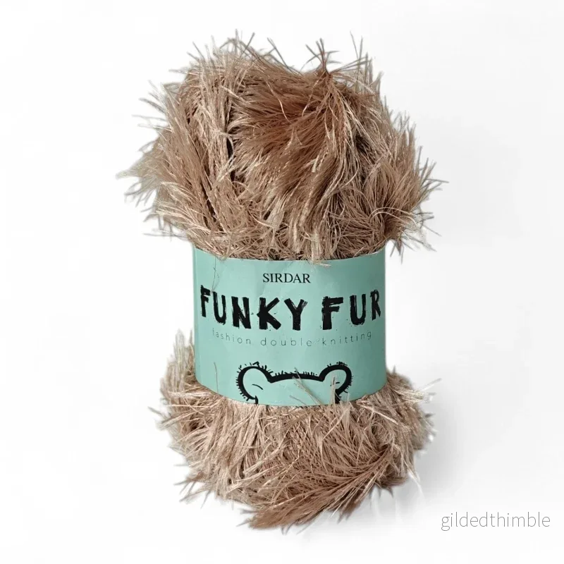 Funky Fur- Mjukt Pälsgarn 50g. - Bild 3