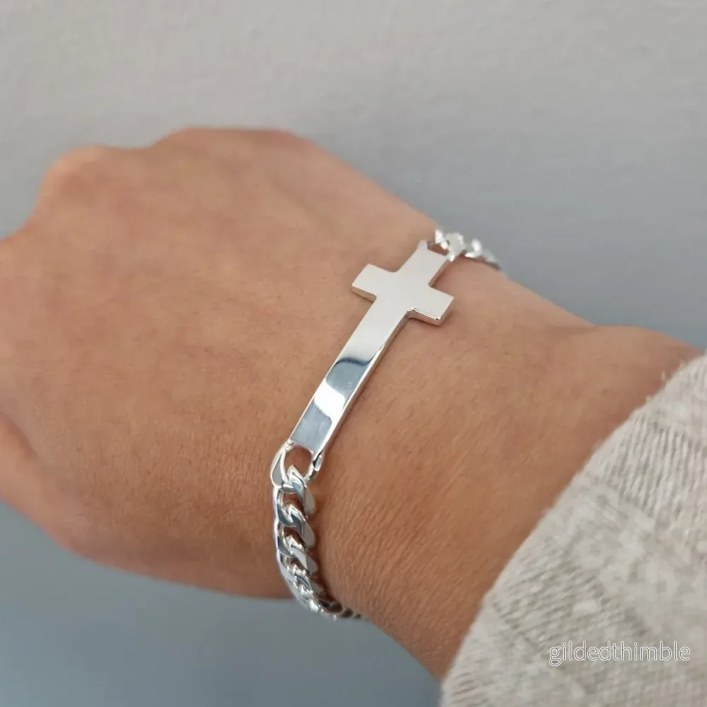 Unikt armband med Kors