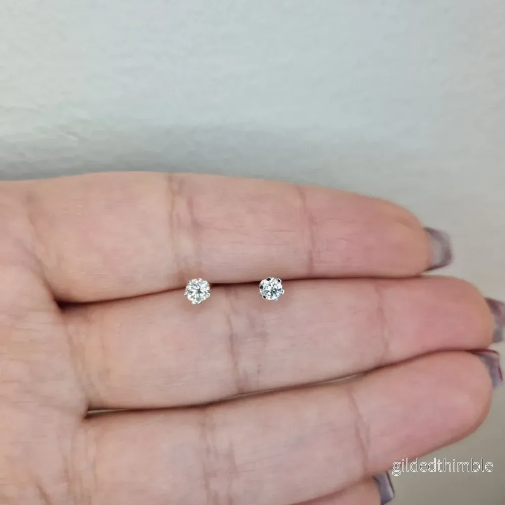 Diamant örhängen 18k vitguld 0,20ct Diamant örhängen 18k vitguld 0,20ct