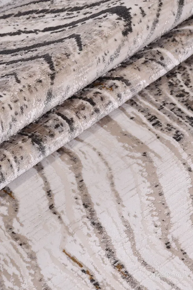 Cristal FlödeBeige – Naturens rörelse fångad i textil - Bild 2