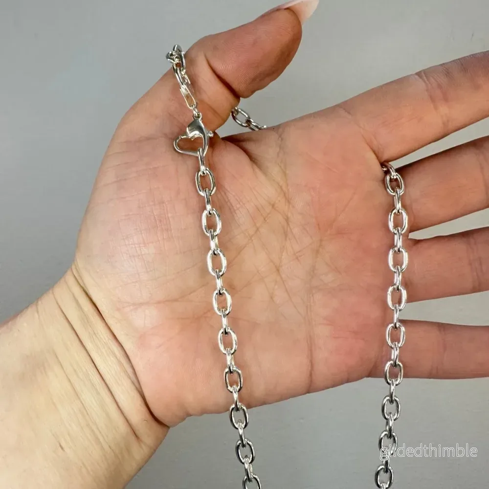 Halsband oval ankar